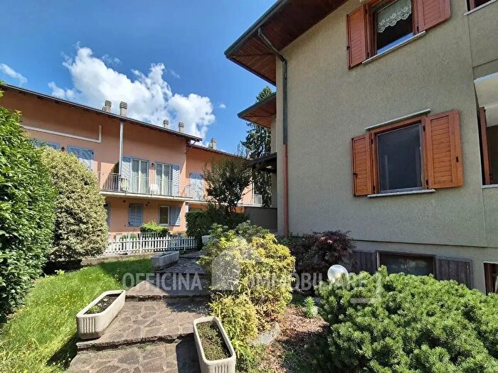 Casa con 12 locali in vendita in Via Rimembranza, Morbegno