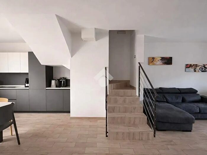 Casa quadrilocale in vendita in Via Latisana, Sacile