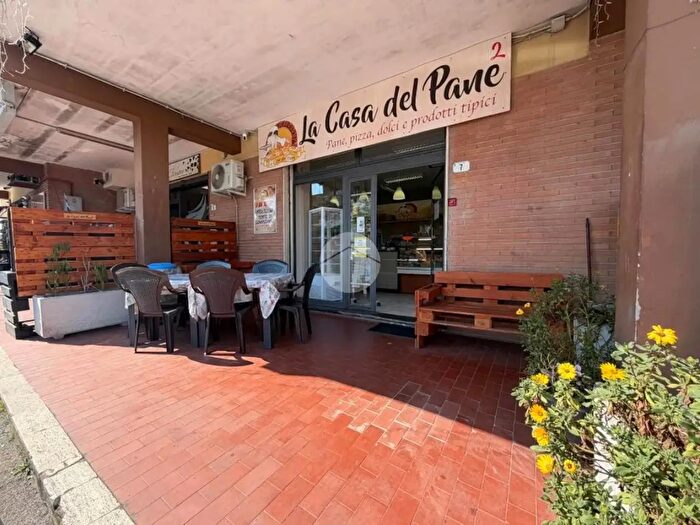 Appartamento monolocale in vendita in Piazza Santa Croce, Fara In Sabina