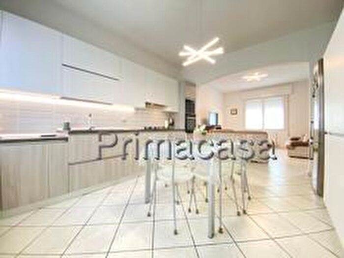 Casa con 7 locali in vendita in Via Giuseppe Garibaldi, Bovolone