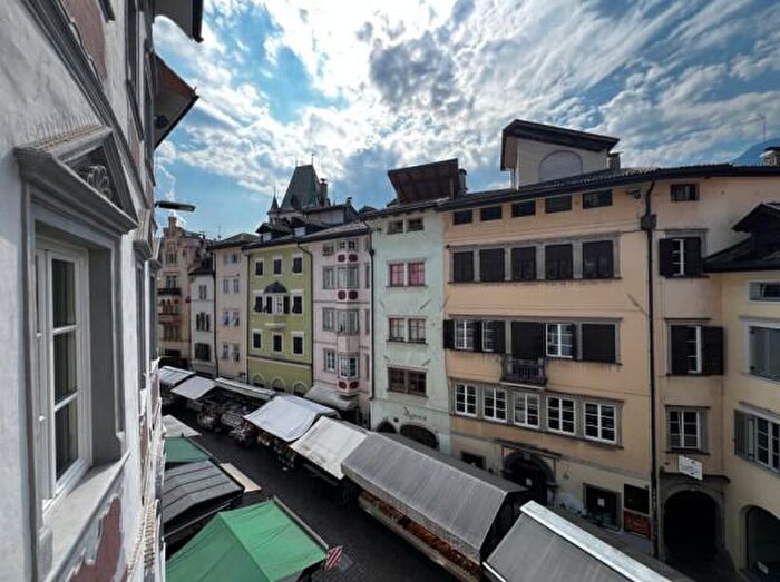 Appartamento con 5 locali in vendita in Piazza Erbe, Bolzano