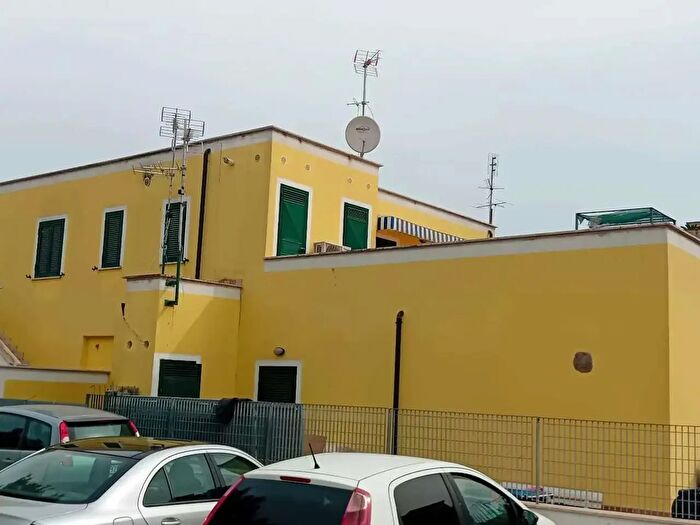 Appartamento con 5 locali in vendita in Latina