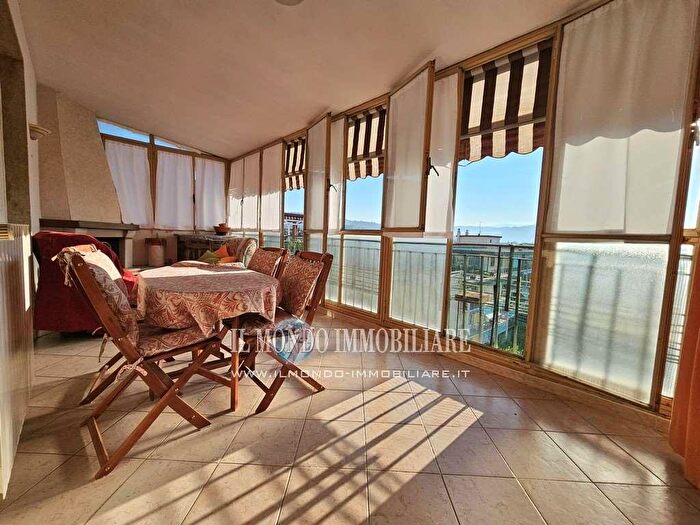 Appartamento con 5 locali in vendita in Rondinella, Firenze