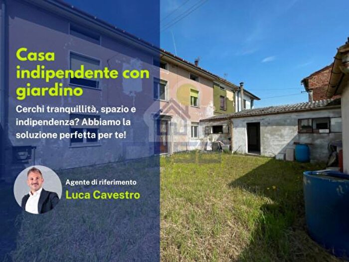 Casa con 6 locali in vendita in Via Nucleo Strada, Martignana Di Po