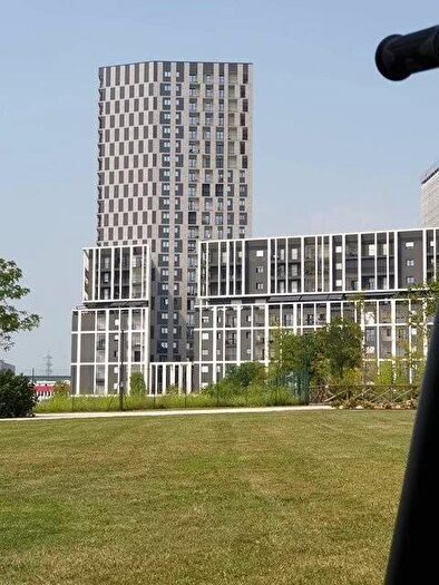 Appartamento bilocale in affitto in Via Daimler Gottlieb Wilhelm, Uptown Mind Cascina Merlata, Milano