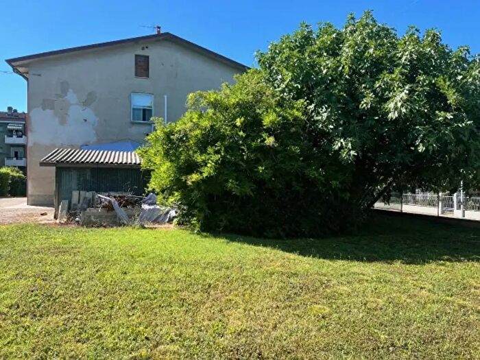Casa con 5 locali in vendita in Via Giuseppe di Vittorio, Albinea