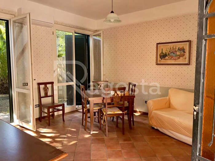 Appartamento trilocale in affitto in Via Gandhi, Mercatello Mariconda, Salerno