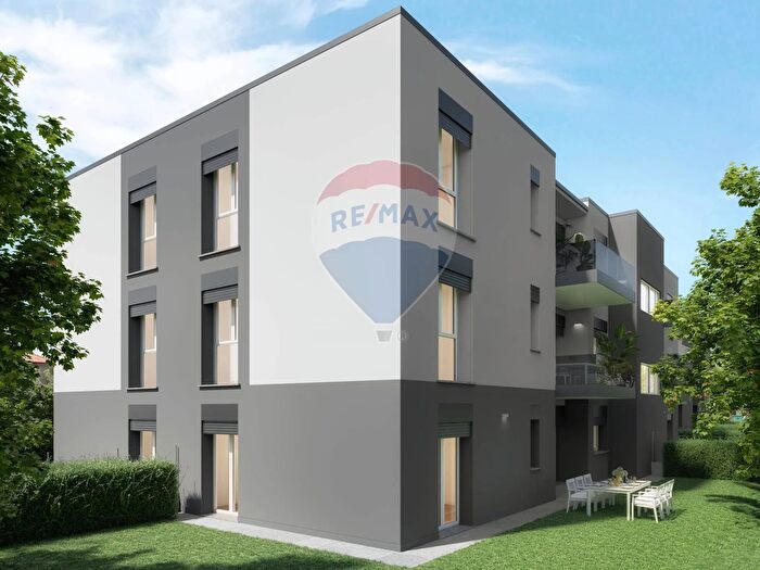 Appartamento bilocale in vendita in Via Cesare Cantù, Lomazzo