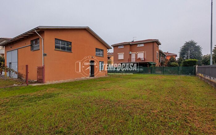 Casa trilocale in vendita in Collecchio