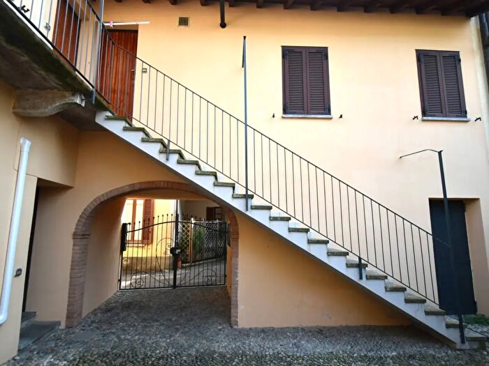 Appartamento monolocale in affitto in Via Garibaldi, Bernareggio