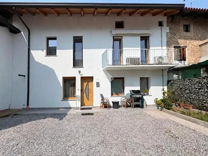 Casa quadrilocale in vendita in Via San Rocco, Udine