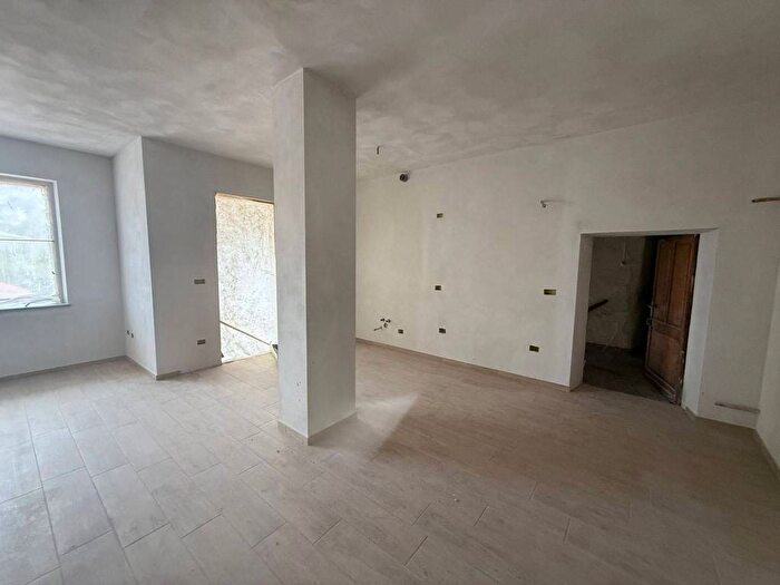 Casa trilocale in affitto in Via Mario Rosso, Centro, Beinette