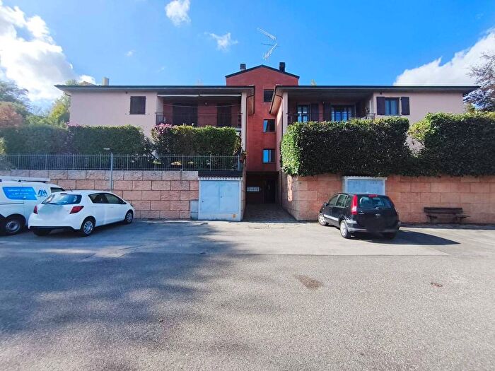 Appartamento trilocale in affitto in Via San Giacomo, Centro, Loiano