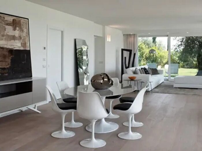 Appartamento quadrilocale in vendita in Via Levrini, Padenghe Sul Garda