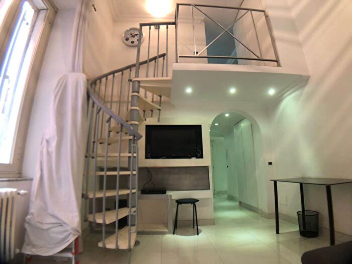 Appartamento bilocale in affitto in Colle Oppio, Roma