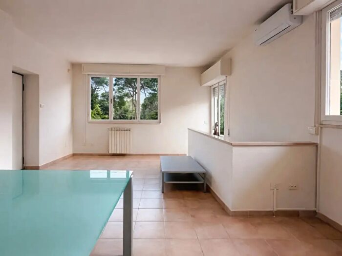 Appartamento con 6 locali in vendita in Via degli Oleandri, Camaiore