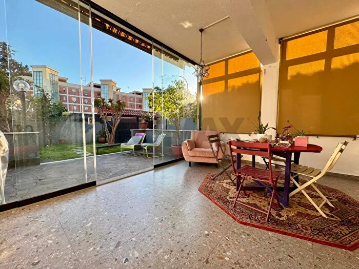 Casa con 10 locali in vendita in Via dei Genieri, Roma