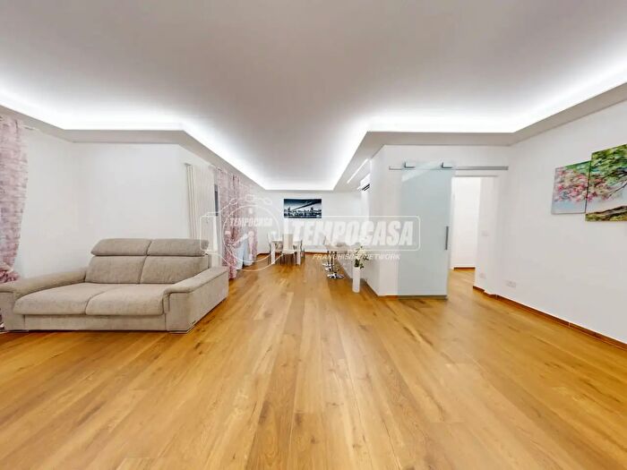 Appartamento quadrilocale in vendita in Via Privata Fratelli Asquasciati, Sanremo