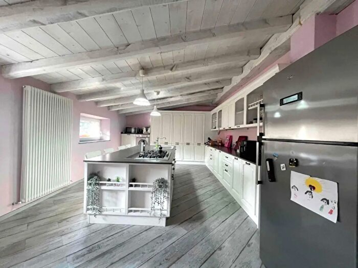 Casa con 12 locali in vendita in Aolo Cima, Beverino