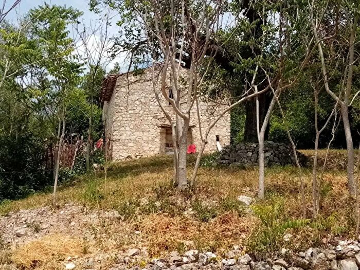 Casa trilocale in vendita in Strada di Vallestretta, Labro