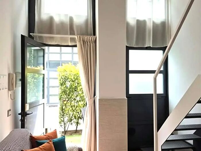 Appartamento monolocale in affitto in Via Enrico Cosenz, Milano