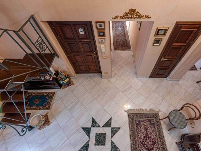 Appartamento con 5 locali in affitto in Via Giuseppe Garibaldi, Centro, Termini Imerese
