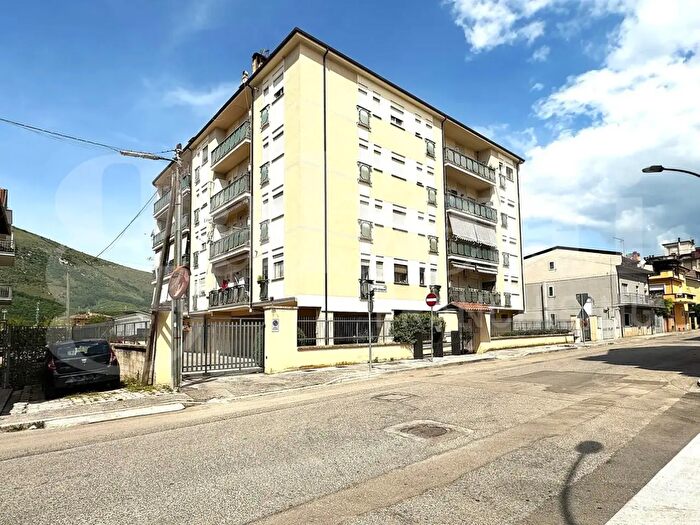 Appartamento con 5 locali in vendita in Via delle Olimpiadi, Avezzano