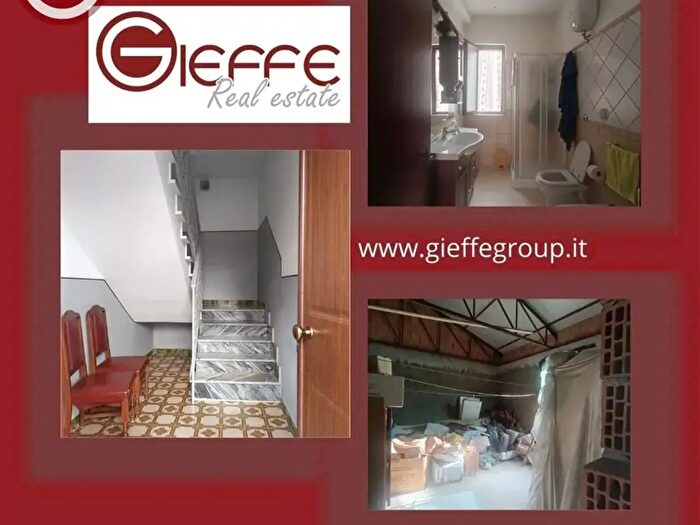 Casa quadrilocale in vendita in Taurianova