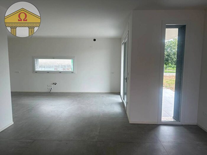 Casa con 5 locali in affitto in Case Marchetto, Volpago del Montello