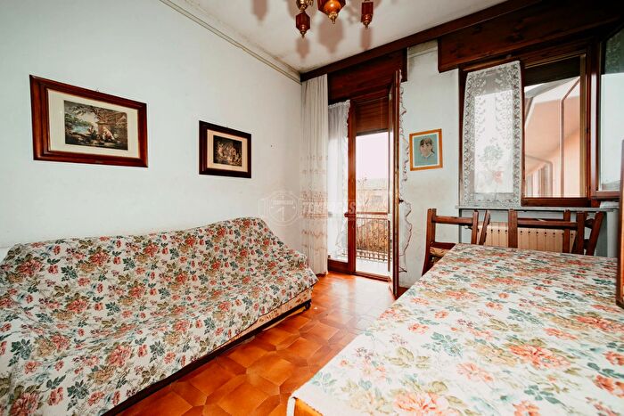 Casa con 6 locali in vendita in Via Trento, Tromello