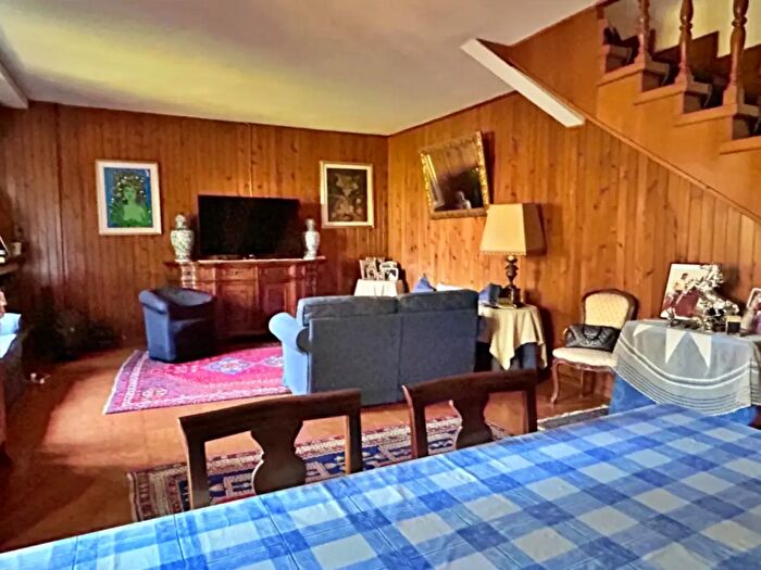 Casa con 6 locali in vendita in Via Ruggero Leoncavallo, Cerveteri