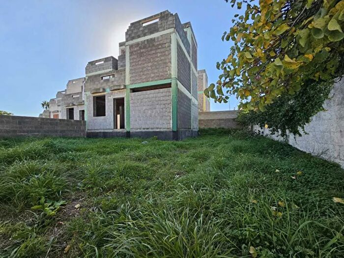 Casa quadrilocale in vendita in Nuova Ugento, Ugento