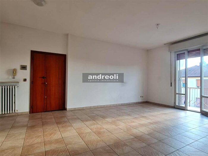 Appartamento con 6 locali in vendita in Jesi