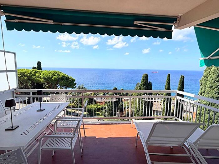 Appartamento trilocale in vendita in Via Roma, Centro, Pieve Ligure
