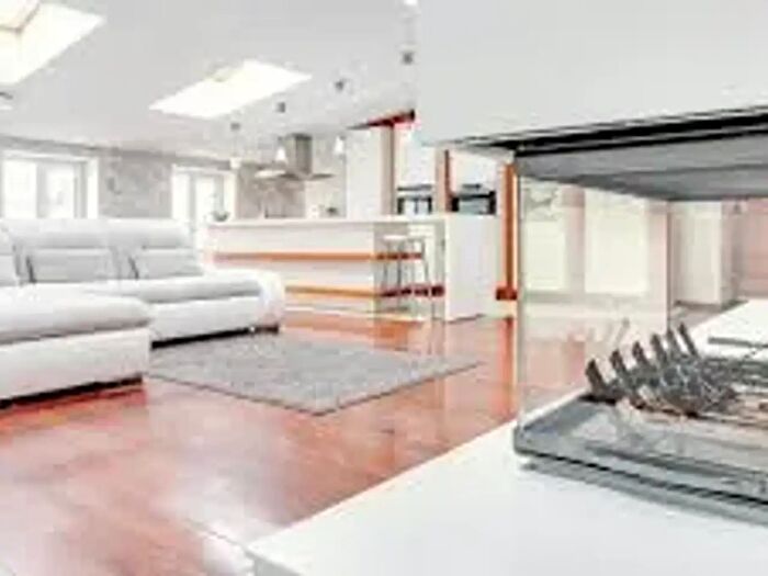 Appartamento quadrilocale in vendita in Via Andrea Naccari, Padova