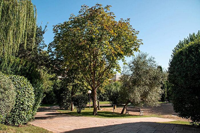 Appartamento quadrilocale in affitto in Via Mario Fani, Camilluccia Farnesina, Roma
