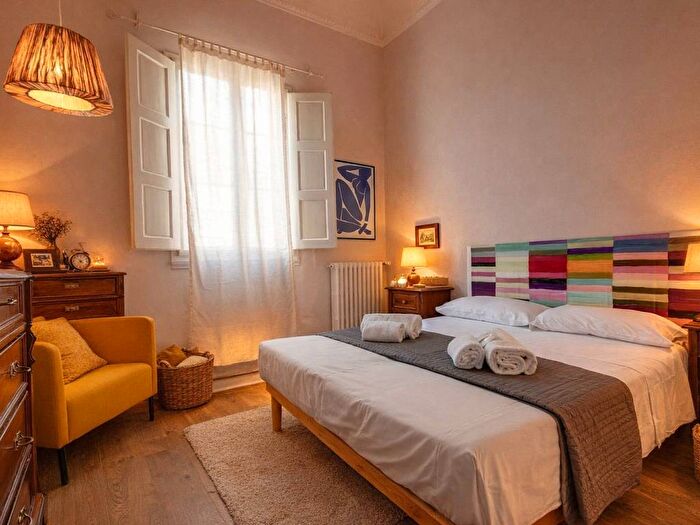 Appartamento quadrilocale in affitto in Via delle Ruote, San Marco SS Annunziata, Firenze