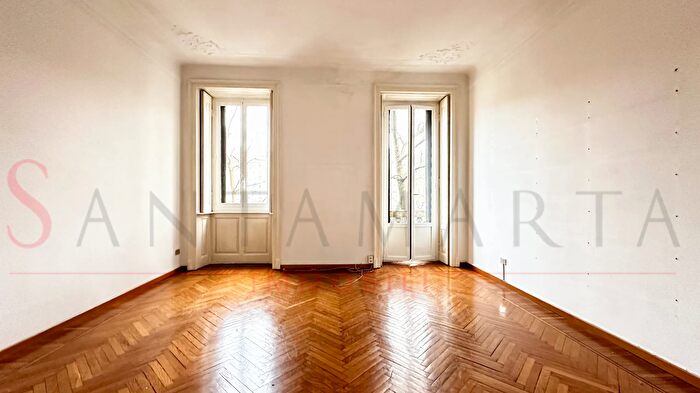 Appartamento trilocale in affitto in Piazza Giuseppe Grandi, Milano