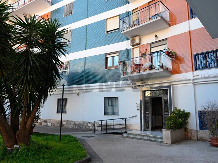 Appartamento trilocale in affitto in via Pittore, San Giorgio a Cremano