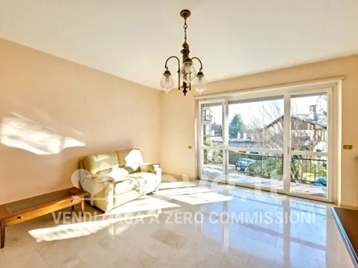 Appartamento quadrilocale in vendita in Via Francesco Crispi, Varese