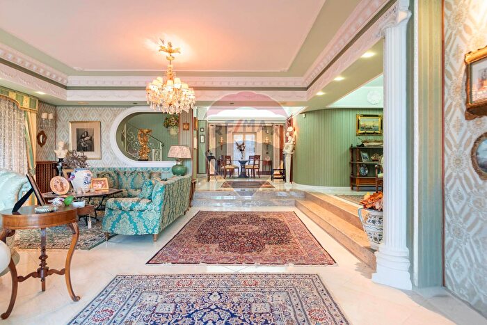 Casa con 7 locali in vendita in Via del Mare, Marano Di Napoli