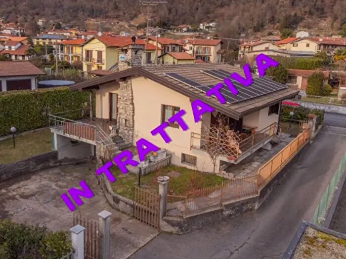 Casa con 5 locali in vendita in Monte Colonna, Cuveglio