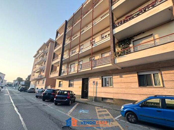 Appartamento trilocale in vendita in Via Domenico Schierano, Pinerolo