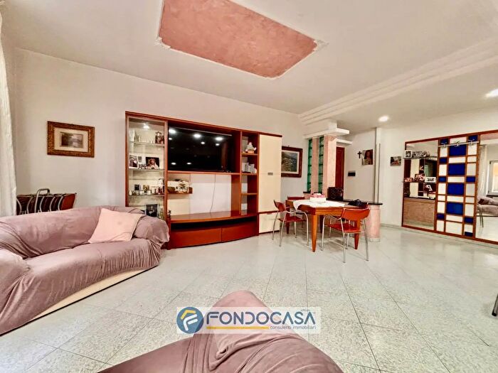 Appartamento quadrilocale in vendita in Via Alfredo Pecchia, Arzano