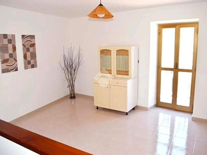 Casa quadrilocale in vendita in Via Fonte, Tagliacozzo