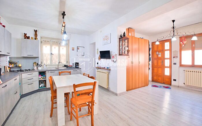 Casa trilocale in vendita in Caresana