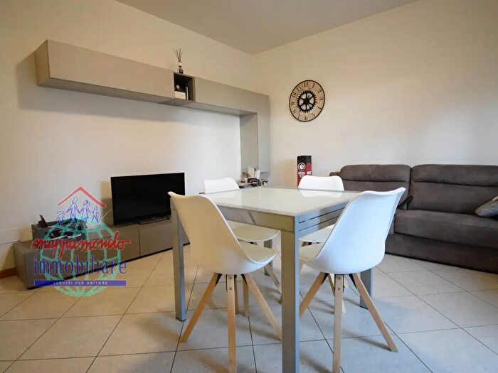 Appartamento bilocale in vendita in Via Centese, Argelato