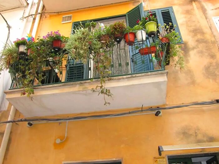 Casa con 5 locali in vendita in Ragusa