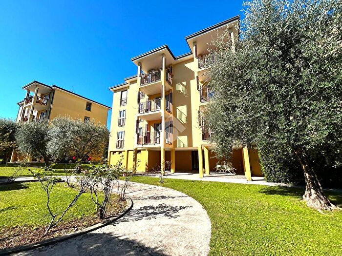 Appartamento quadrilocale in vendita in Via Gobetti, Desenzano Del Garda