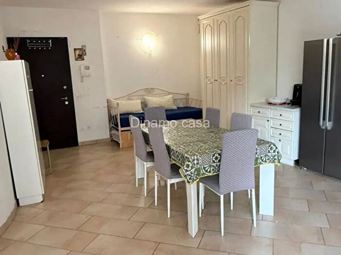 Appartamento trilocale in affitto in Via dei Tini, Prato
